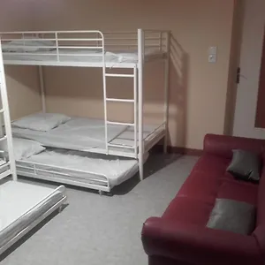 https://domaine-de-crayeux.hotels-rhonealpes.com