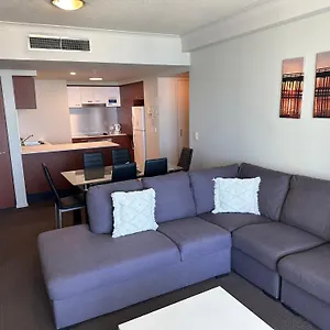 https://deluxe-chevron-renaissance.queenslandhotels.net