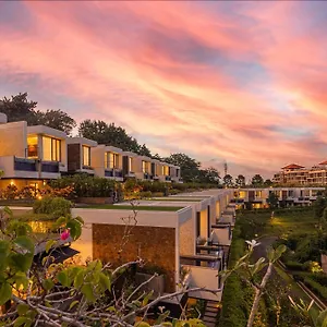 https://the-sterling-villas.ubudhotelsnow.com