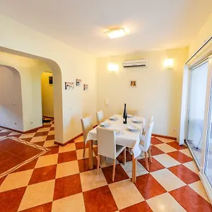 https://villa-ana-split.splithotels.org